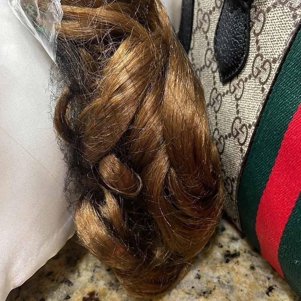 On hold//Honey Blonde Braiding Crochet Synthetic Hair Braid Bundle - Picture 7 of 8